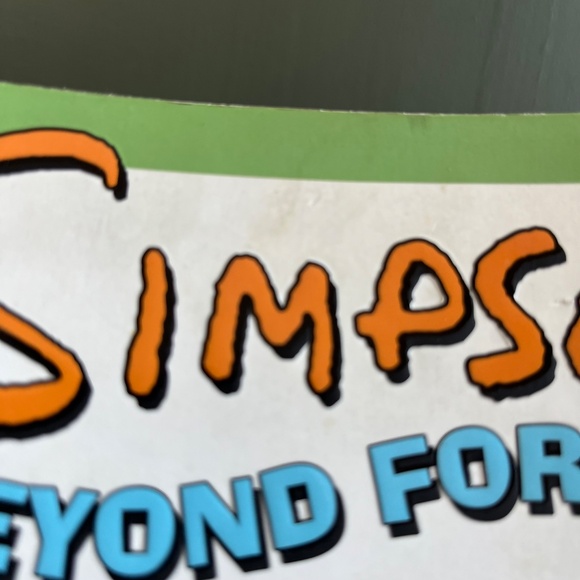 Vintage 2002 The Simpsons Beyond Forever First Edition Book - Picture 2 of 7